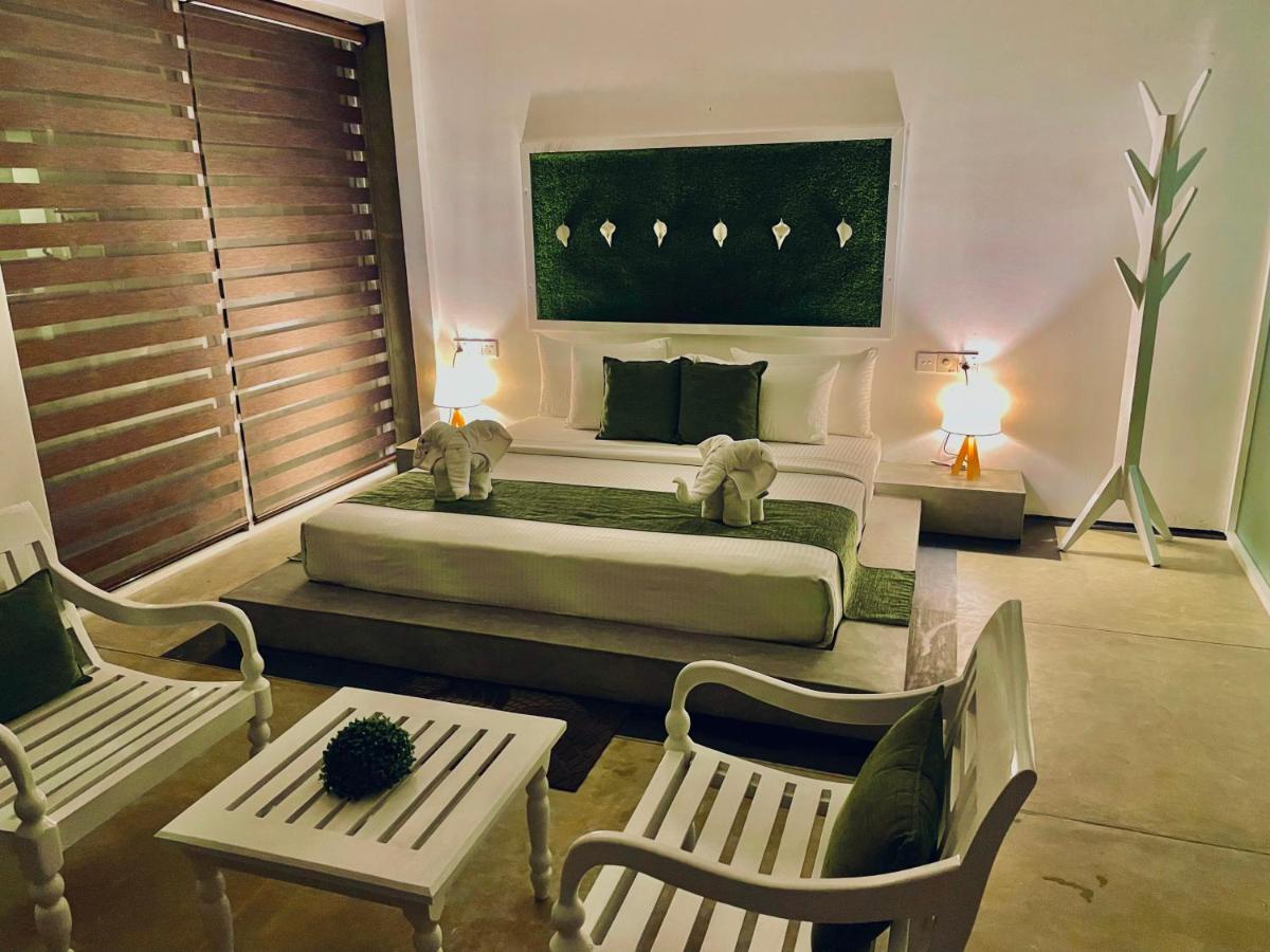 8 Plus Motels Negombo Exteriér fotografie