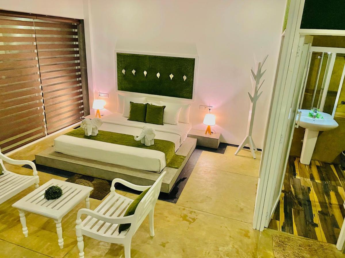 8 Plus Motels Negombo Exteriér fotografie
