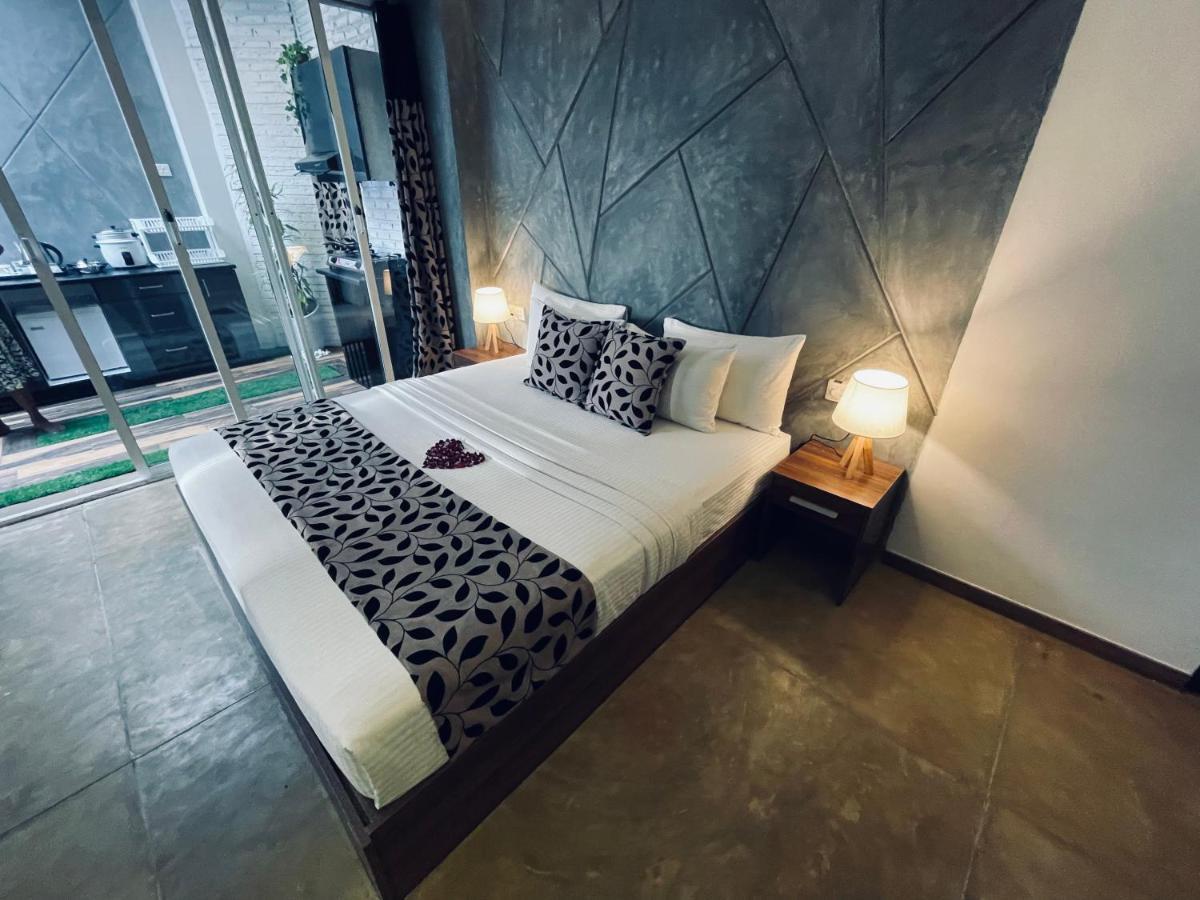 8 Plus Motels Negombo Exteriér fotografie