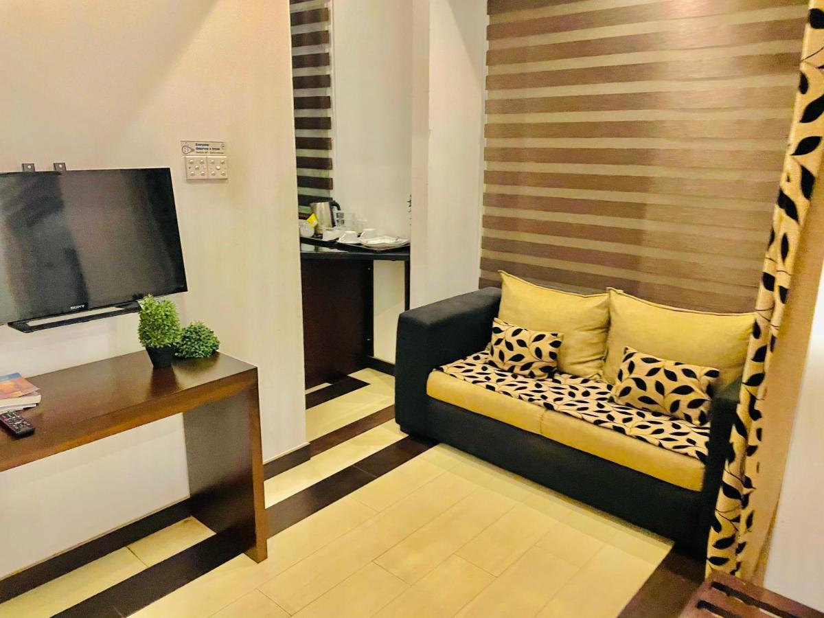 8 Plus Motels Negombo Exteriér fotografie