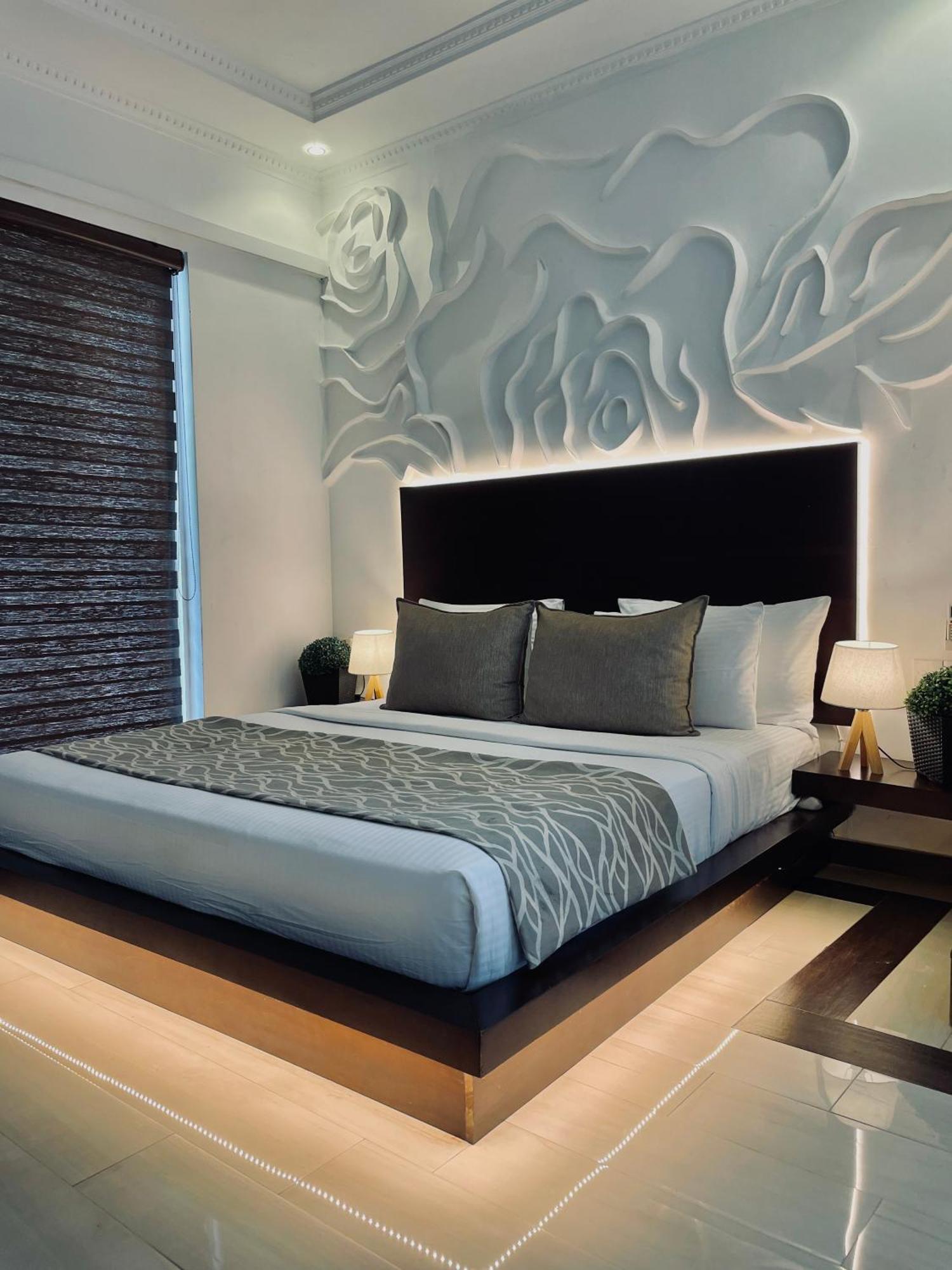 8 Plus Motels Negombo Exteriér fotografie