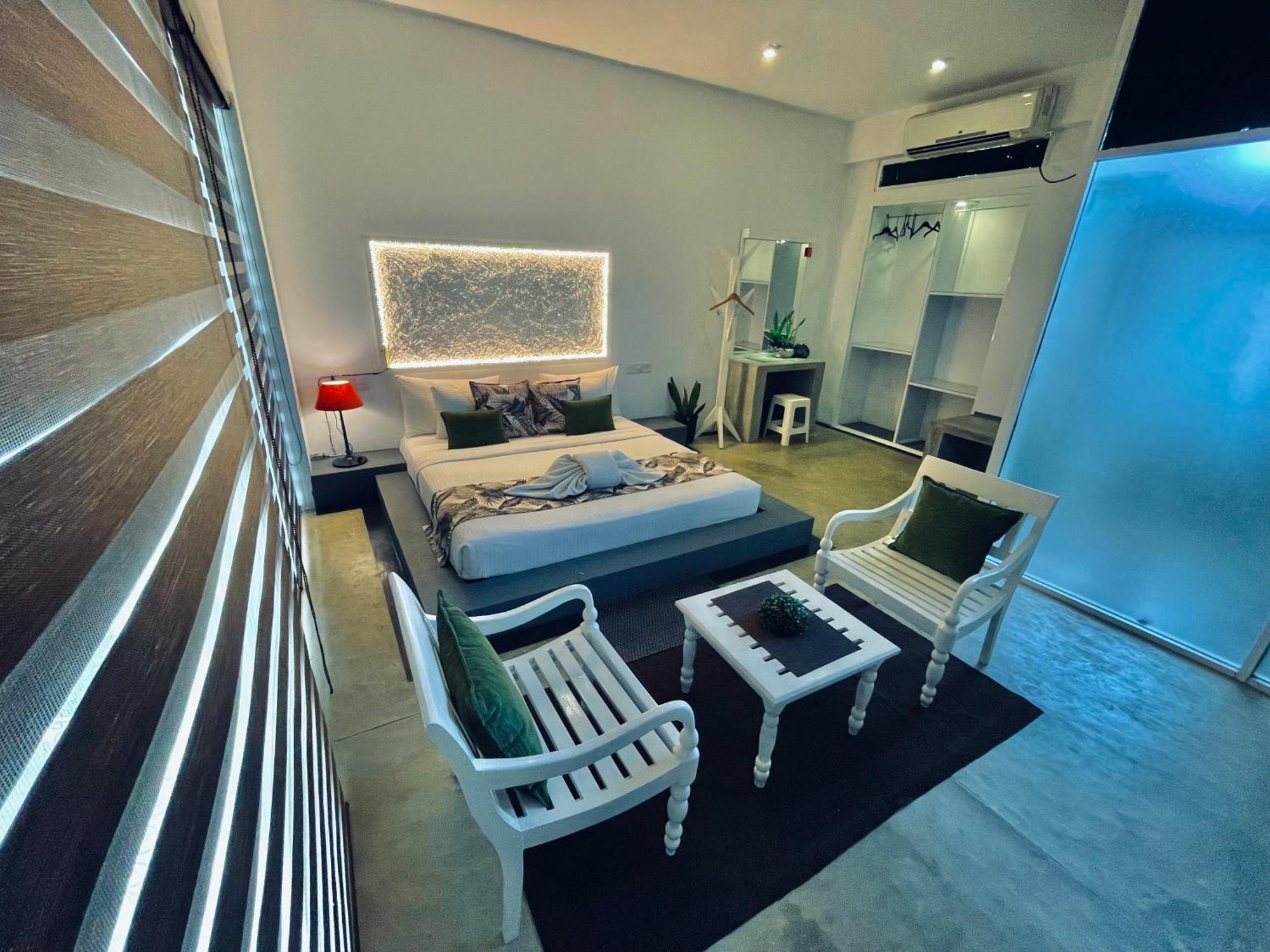 8 Plus Motels Negombo Exteriér fotografie